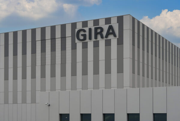 GIRA Campus BigAir Fassade