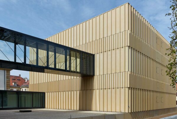 PWS Staatsarchiv Lamellenfenster BigAir Fassade